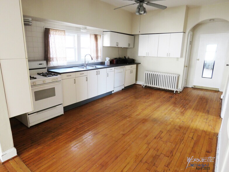 Building Photo - 2423 W Cortez St