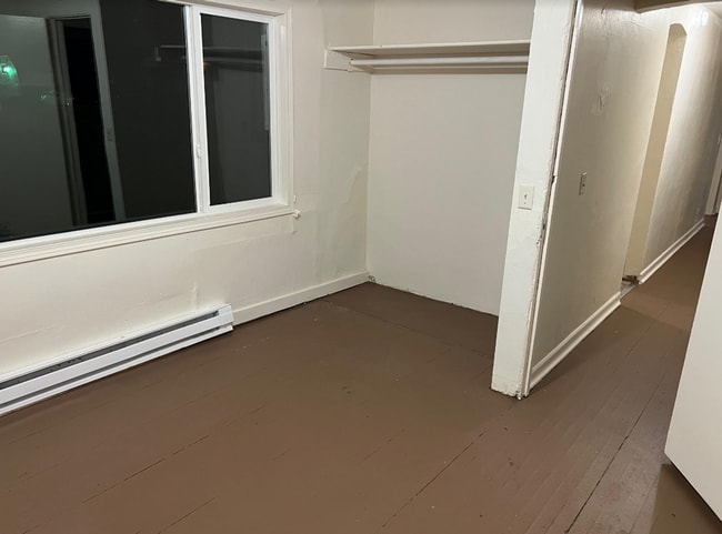 Building Photo - Springfield House