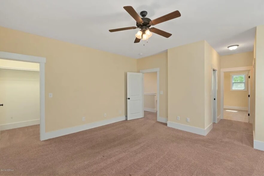 Building Photo - 6018 Shinnwood Rd