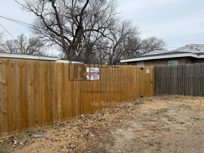 Building Photo - 4201 Erik Ave