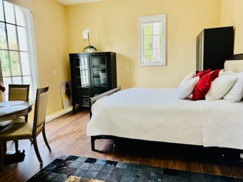 Building Photo - 5541 Amber Cir