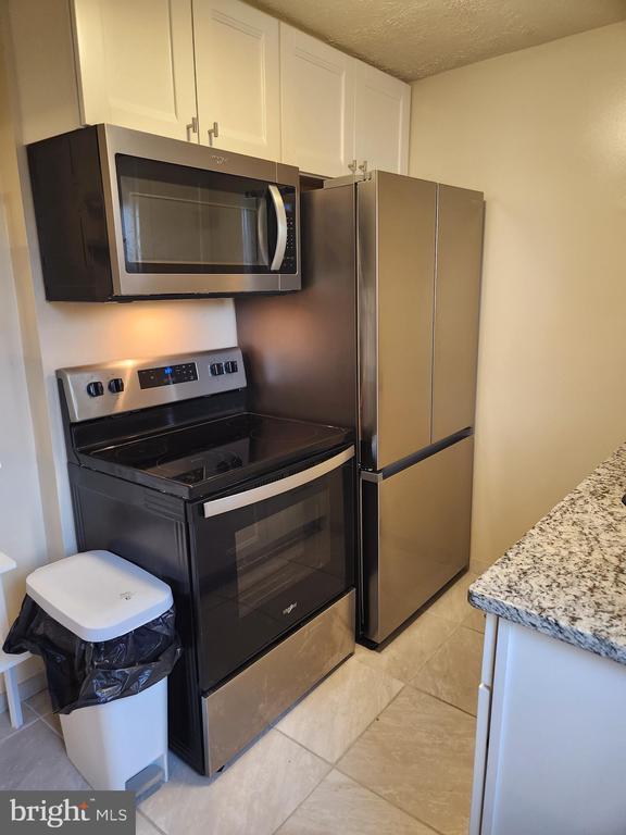 Building Photo - 9062 Washington St