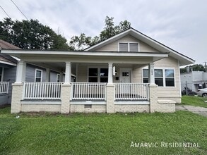 Building Photo - 106 Ridgeway St