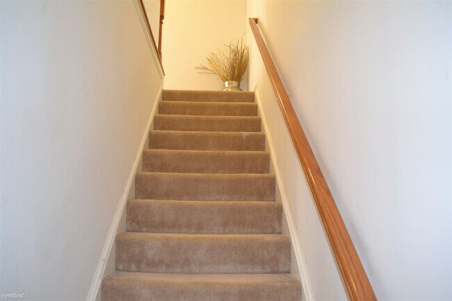 Building Photo - 4 br, 3.5 bath House - 23286 Connie Marie Ter