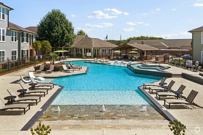 Swimming Pool - Le Rivage