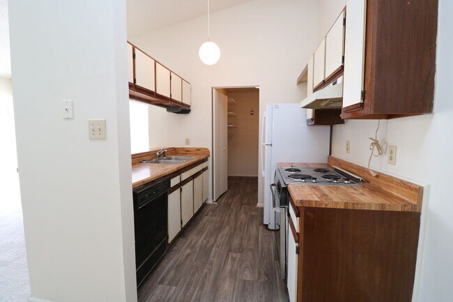 Building Photo - 4155 Thalia Station Cir