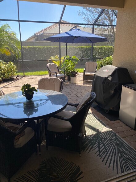 Covered Lanai - 8344 Lucello Ter N