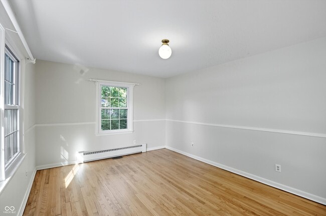 Building Photo - 2922 E Smoky Row