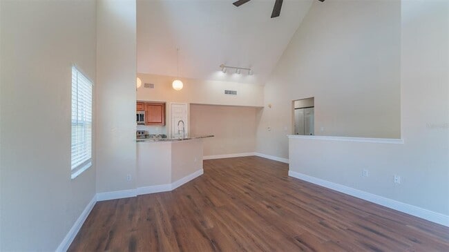 Building Photo - 10568 Windsor Lake Ct