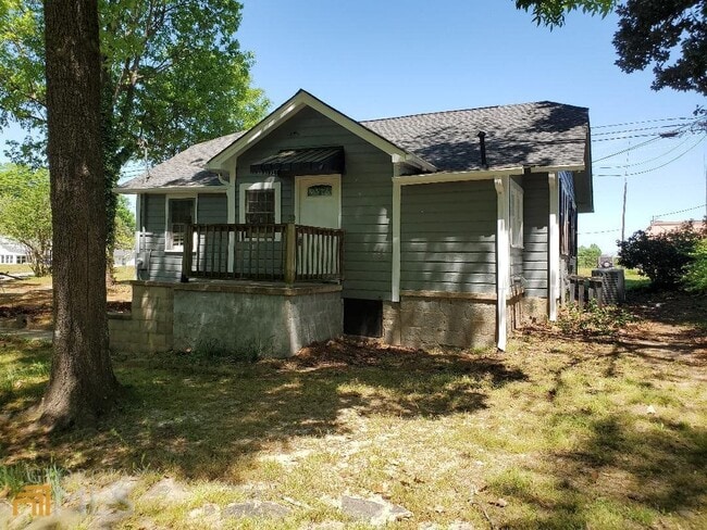 Building Photo - 3059 Maysville Rd