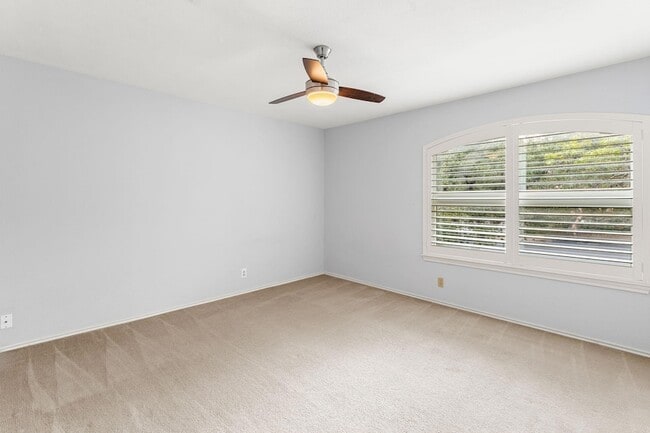 Building Photo - 3704 Caney Creek Rd