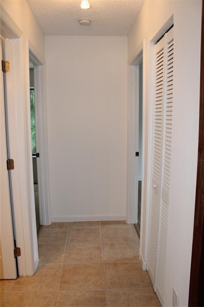 Building Photo - 9 Beckley Pl