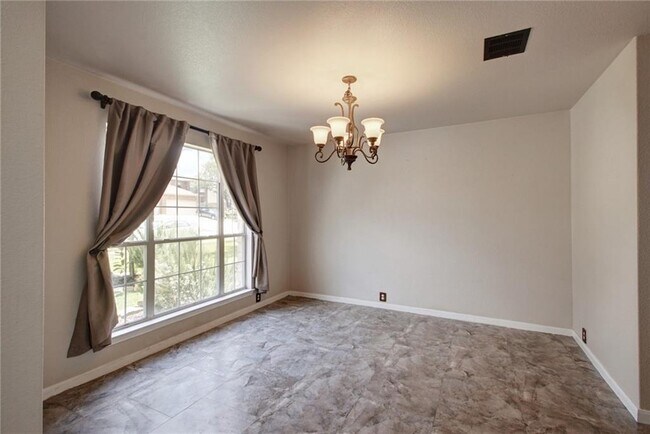 Building Photo - 714 Adler Falls Ln