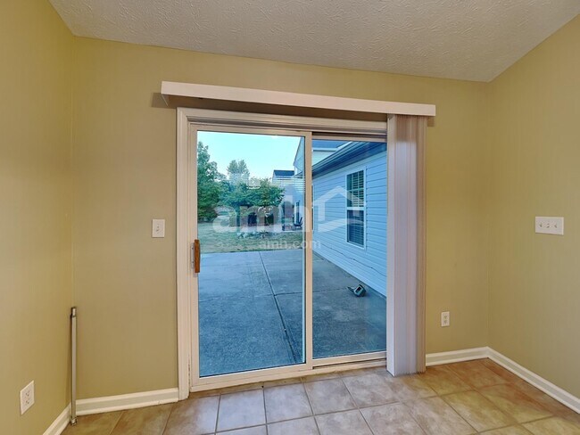 Building Photo - 11 Fillmore Way