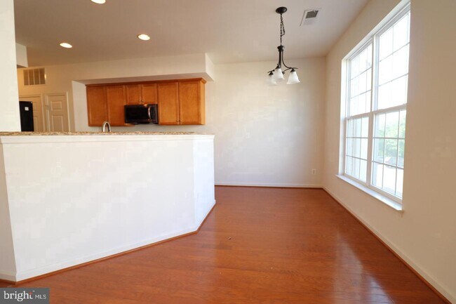 Building Photo - 21727 Indian Summer Terrace