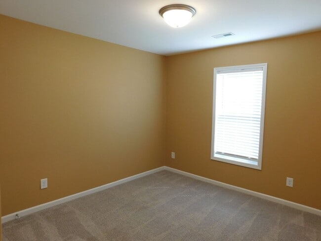 Building Photo - 500 Odham Ln