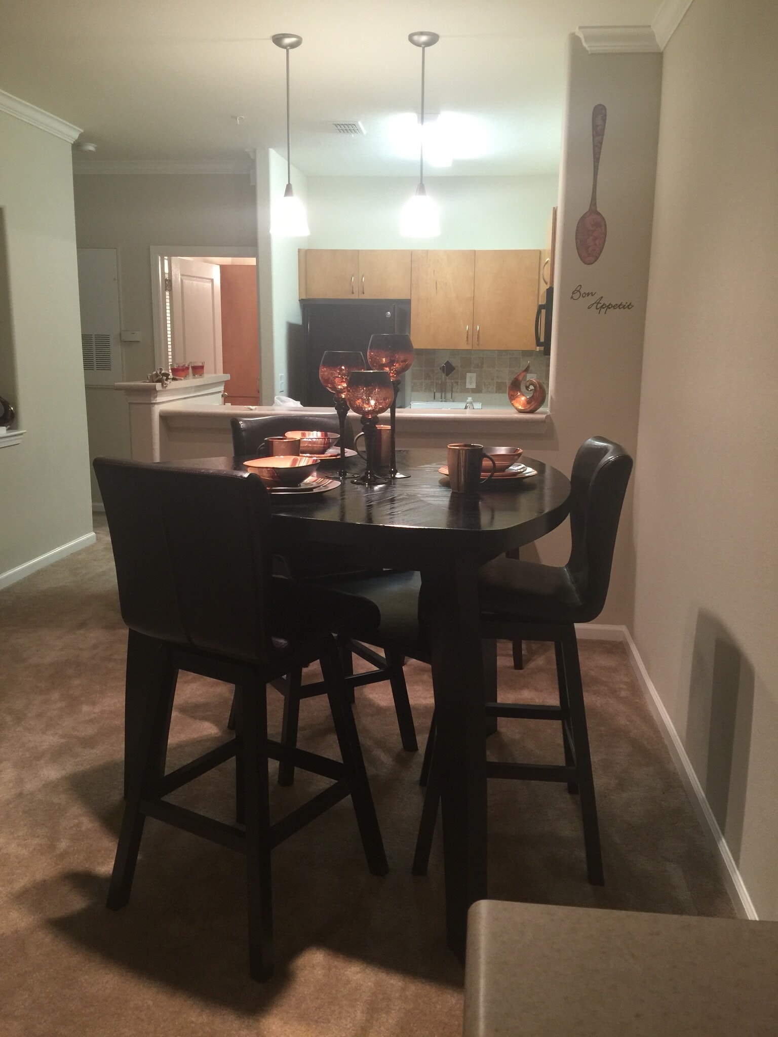 Dining Room - 8290 Gate Pkwy W