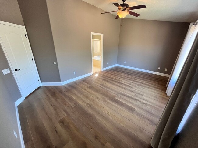 Building Photo - North East- 5 bedroom/ 2.5 bathroom single family home