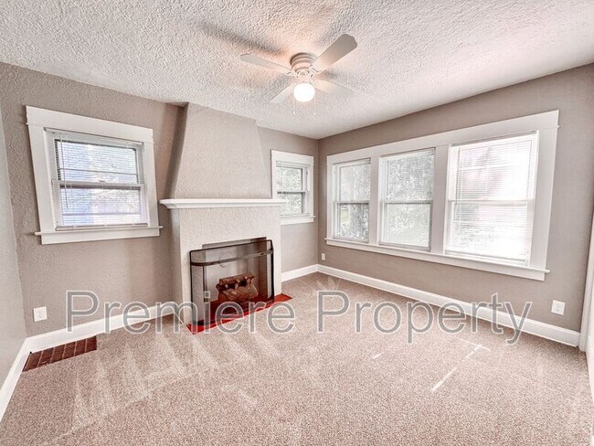 Building Photo - 1231 S Hardy Ave