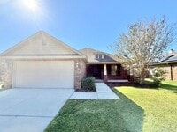Building Photo - 5009 Makenna Cir