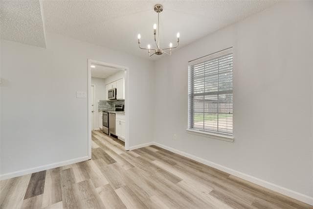 Building Photo - 3150 Tudor Ln