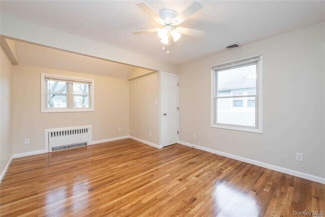 Building Photo - 9 Capitol Ave