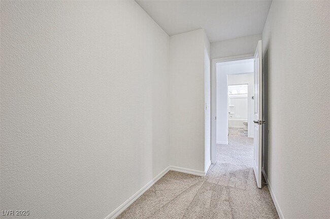 Building Photo - 7428 Legacy Pt St
