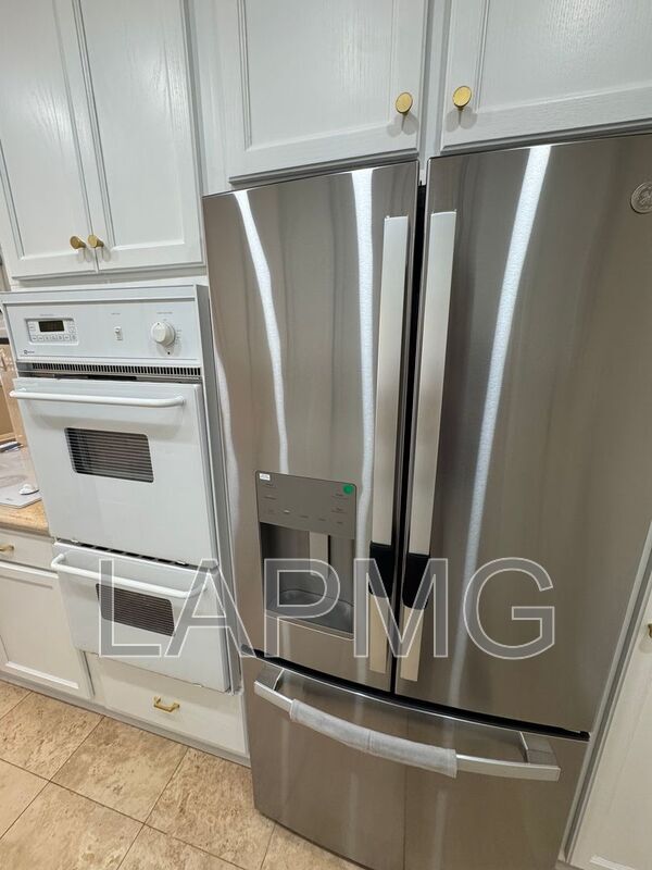 Building Photo - 4140 Warner Blvd