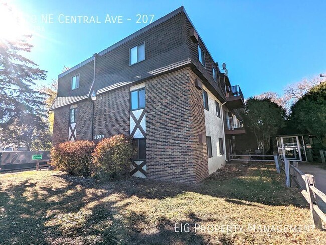 Building Photo - Available 6/22/2024