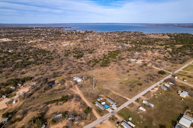 Building Photo - 307 Lnb St