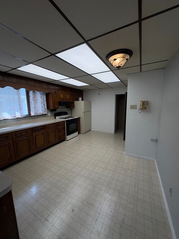 Building Photo - 128 Clarence St
