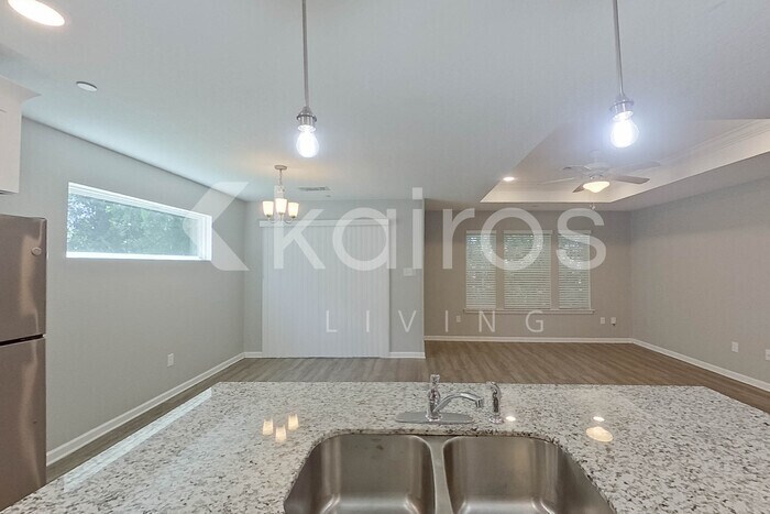 Building Photo - 11357 Camden Ct Cir