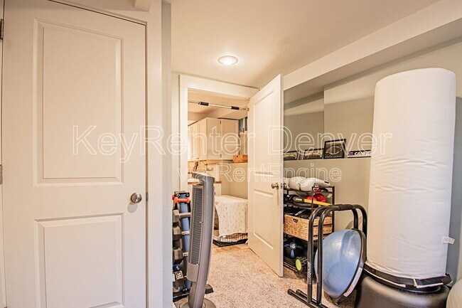 Building Photo - 740 S Corona St