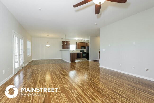 Building Photo - 5979 Coopers Hawk Trail