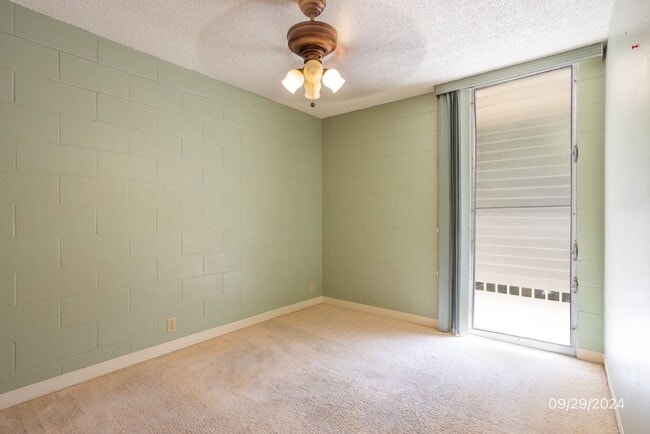 Building Photo - 3br/2ba/2pkg Condo in Waikalani Woodlands Mililani