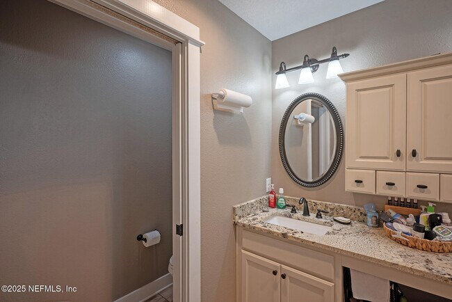 Building Photo - 3693 Lightview Ln