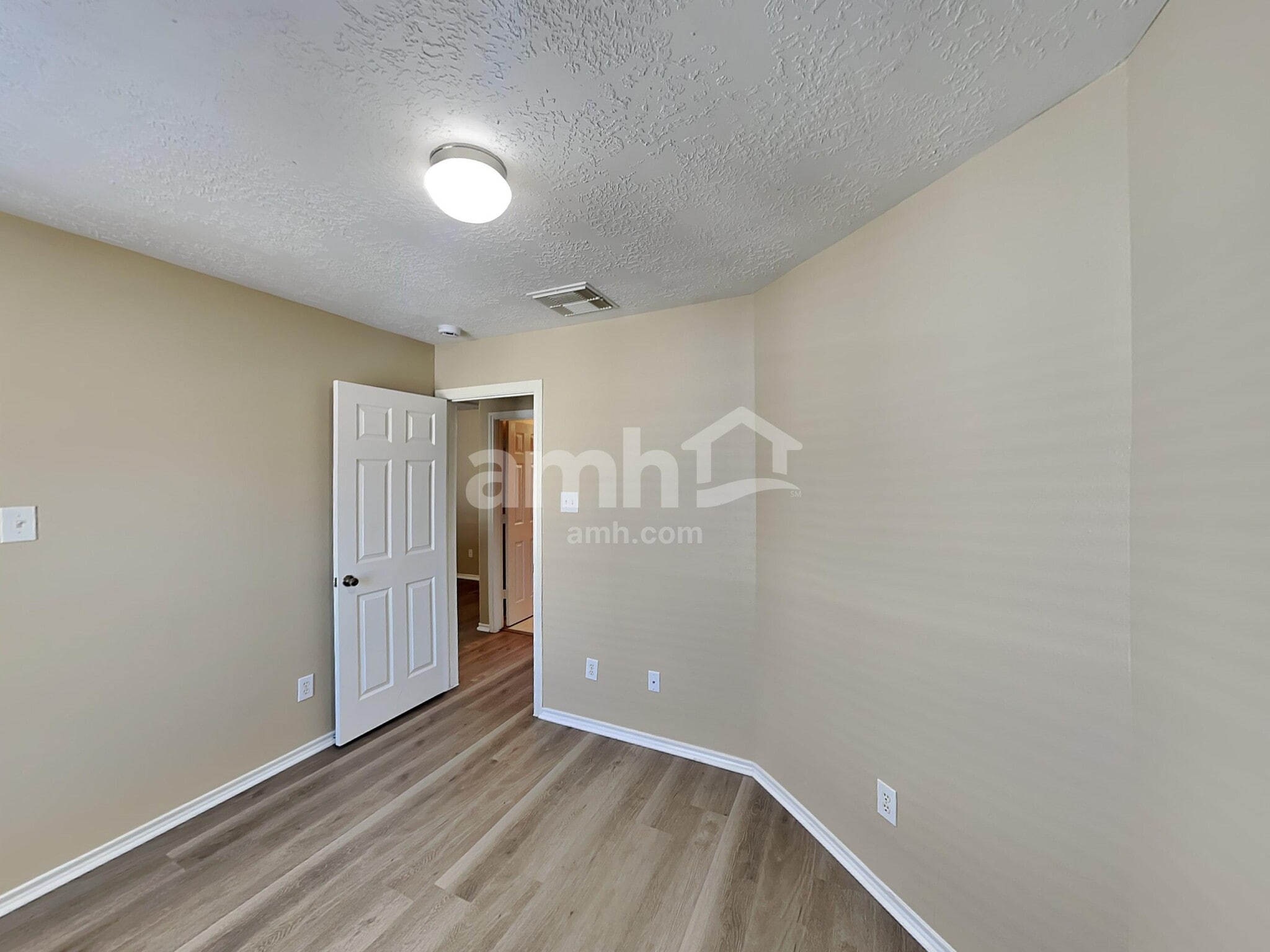 Building Photo - 13118 Peppergate Ln