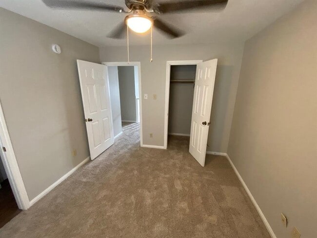 Building Photo - 3423 Berry Grove Dr