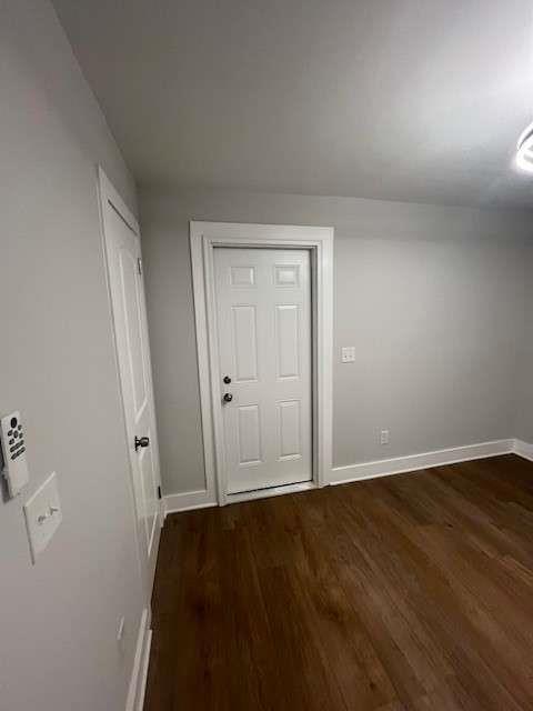 Building Photo - 635 Birchwood Ln SW