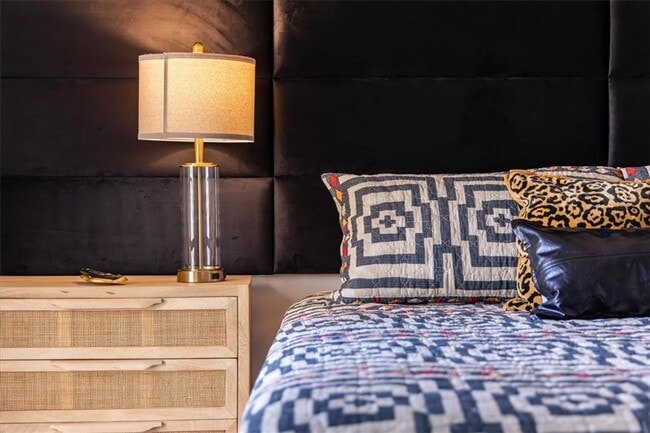 Building Photo - 4611 S 47th St