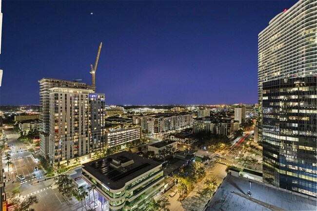 Building Photo - 275 1st Ave S