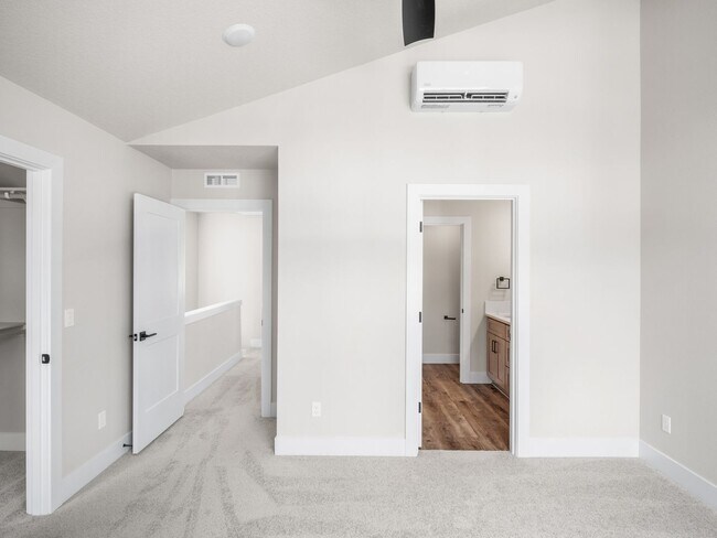 Building Photo - $500 off 1st month! Beautiful, brand spanking new 2-bdrm/2.5-bath duplex townhome! W/D, garage, q...