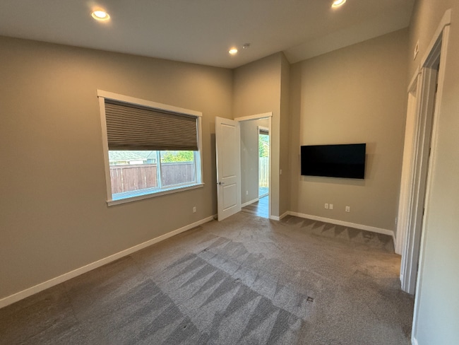 Building Photo - 17749 26th Dr NE