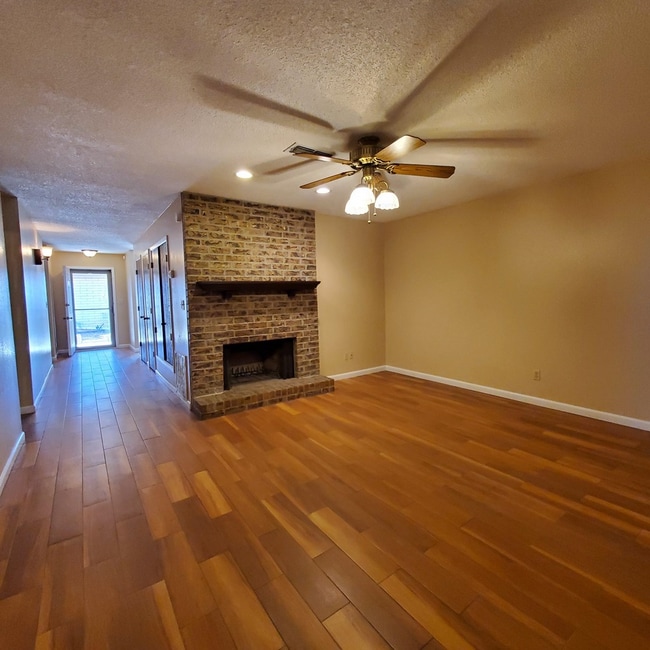 Building Photo - 6321 Alta Vista Rd