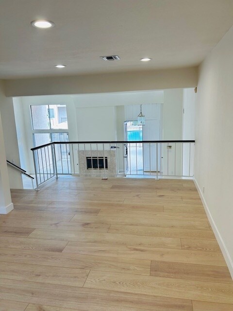 Building Photo - 5477 Nestle Ave