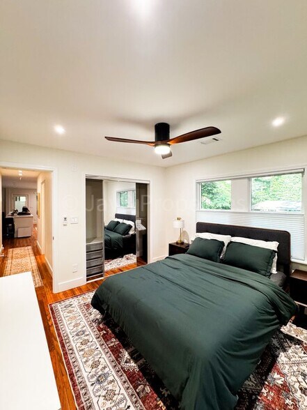 Building Photo - 3169 Cloverhurst Dr