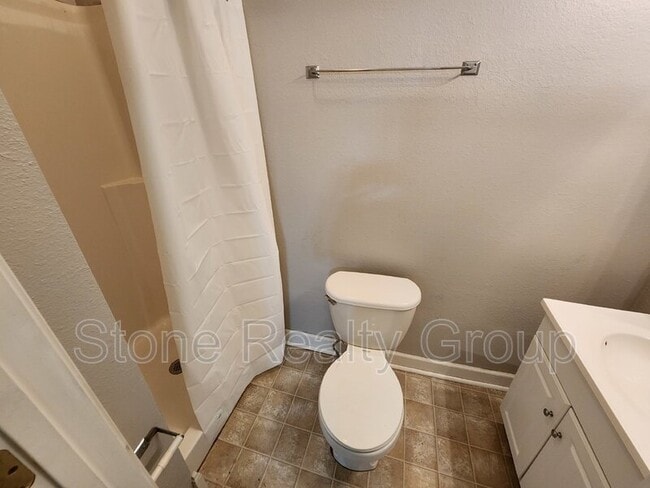 Building Photo - 1201 S 11th St