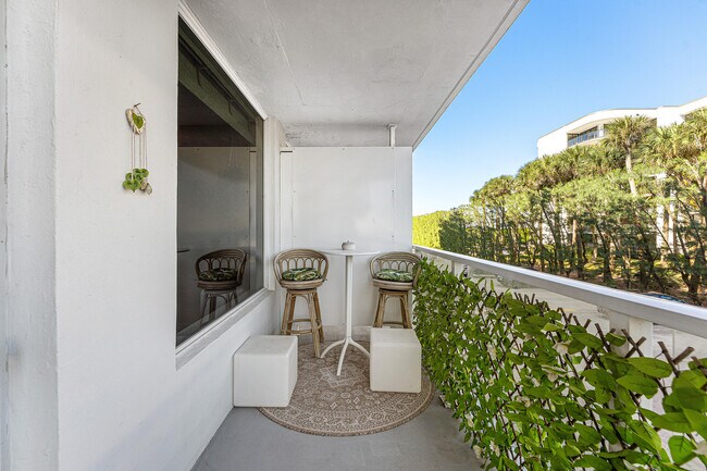 Building Photo - 3450 S Ocean Blvd