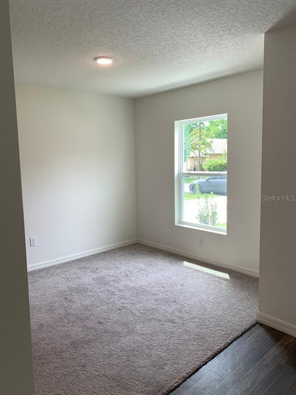 Building Photo - 5 Powder Ln