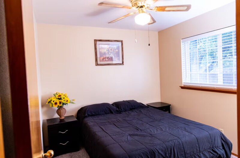 Building Photo - 2907 S Waverly St